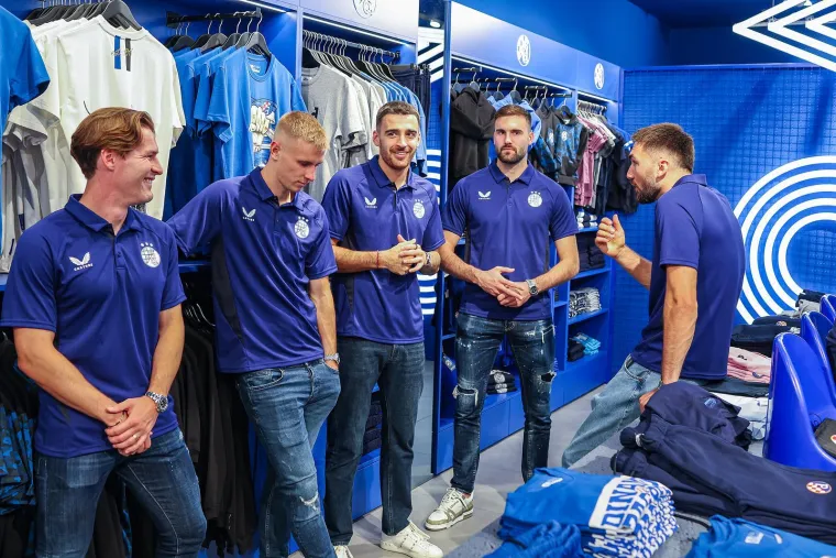 Dinamovi su se igrači pojavili u trgovačkom centru i potpuno raspametili navijače