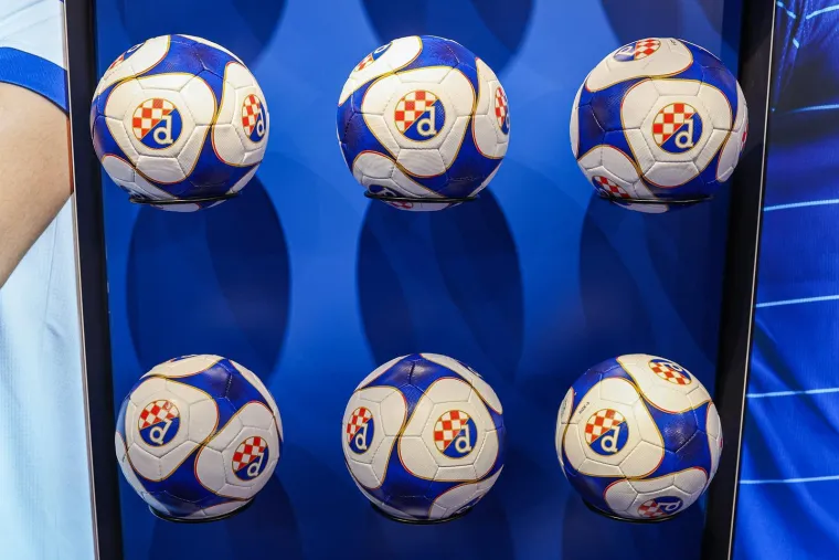 Dinamovi su se igrači pojavili u trgovačkom centru i potpuno raspametili navijače