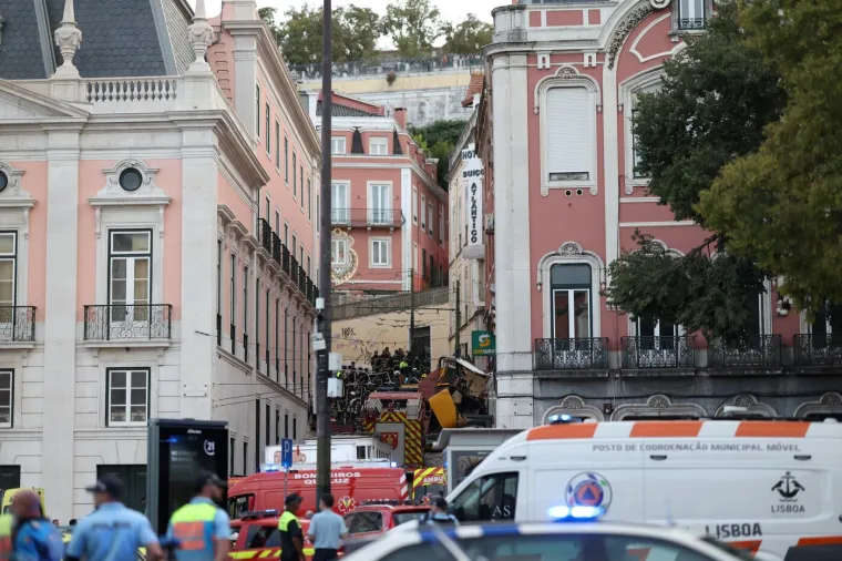 Pogledajte mučne prizore nakon nesreće u Portugalu: Preživjeli su iskakali kroz prozore