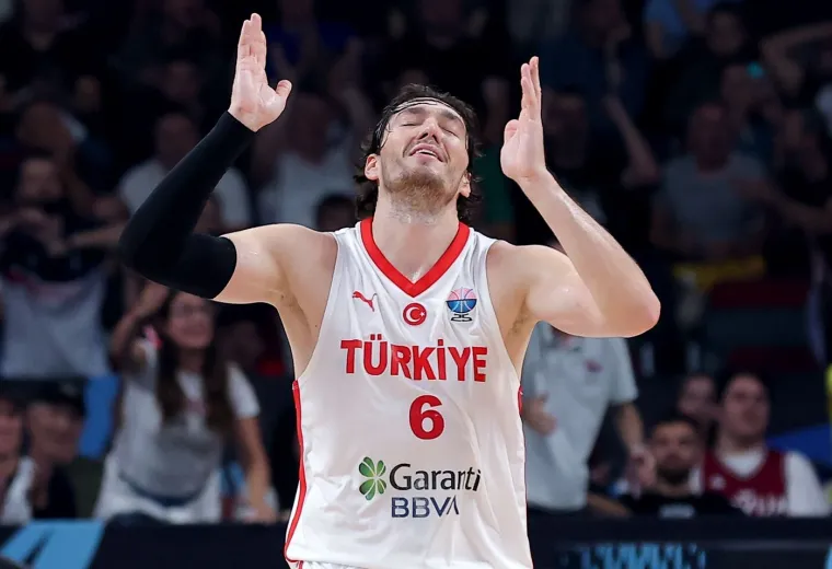 Srbi u očaju! Pognute glave, šok i nevjerica, spušteni pogledi i sakrivanje lica