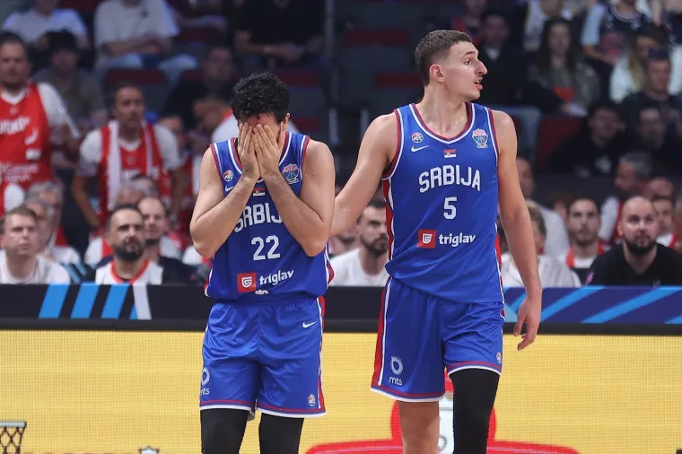 Srbi u očaju! Pognute glave, &scaron;ok i nevjerica, spu&scaron;teni pogledi i sakrivanje lica