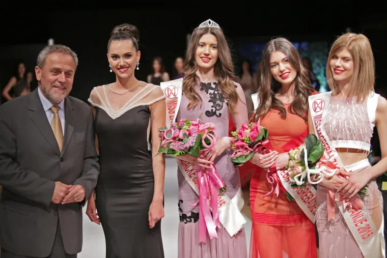 Bivšoj supruzi Borisa Novkovića danas nema ni traga: Lijepa Iris bila je najseksi Hrvatica