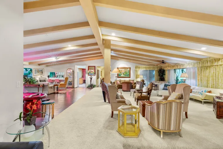 Nevjerojatno, ali ovo je bio bunker za preživljavanje rata: Odi&scaron;e luksuzom za poželjeti, a evo koliko ko&scaron;ta