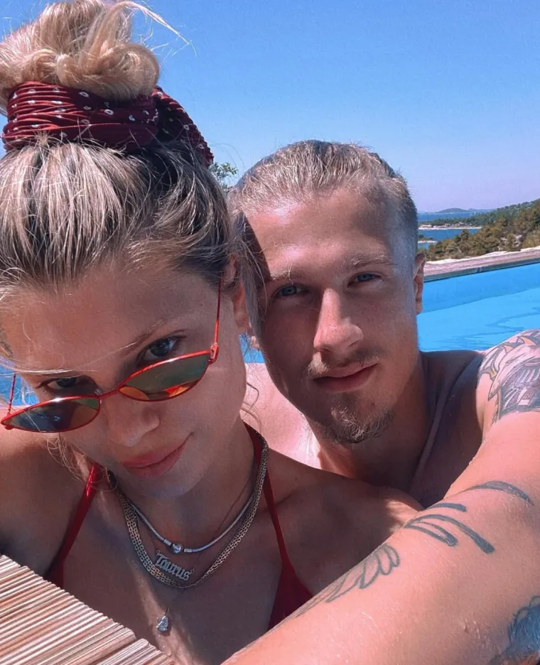 Ona je 'hrvatska Margot Robbie': Lijepa Dina ukrala je srce nogometaša, a evo čime se bavi