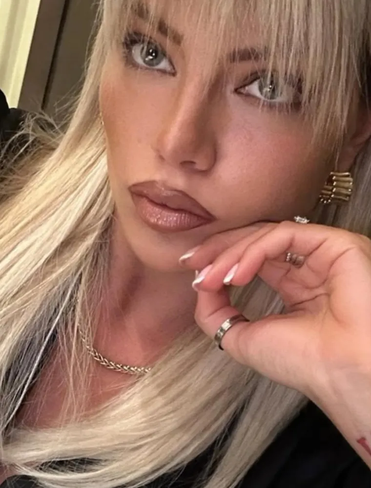 Ona je 'hrvatska Margot Robbie': Lijepa Dina ukrala je srce nogometa&scaron;a, a evo čime se bavi