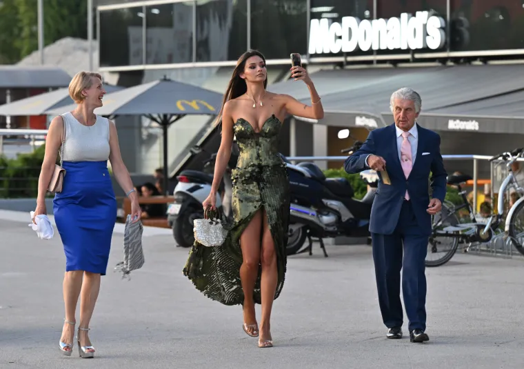 Slovenija ima novu Miss Universe: Doktorica dentalne medicine kopija je hrvatske voditeljice