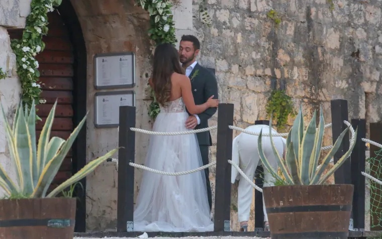 Prije šest godina se vjenčali u Hrvatskoj, a sad ga supruga optužuje za zlostavljanje