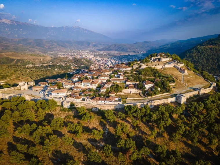 Grad s tisuću prozora: Biser Balkana kroz povijest je mijenjao imena, ali je zadržao šarm