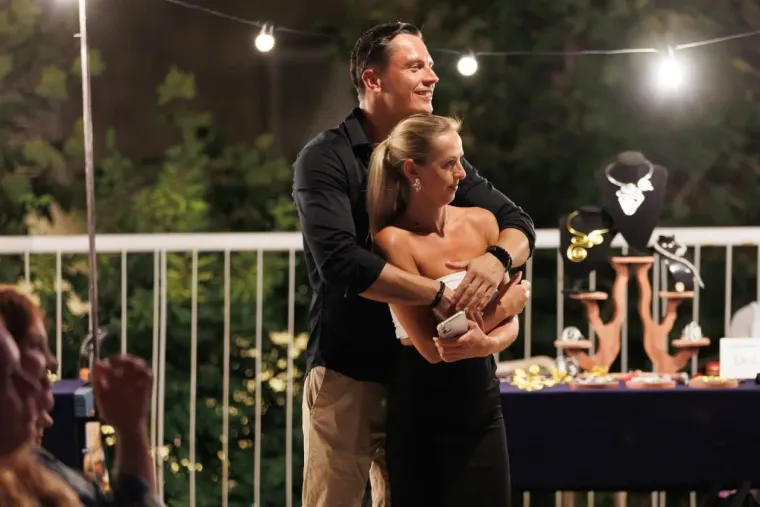 Golupčiće u Zadru teško je bilo ignorirati: Do uha zaljubljeni i zagrljeni nisu prošli nezapaženo