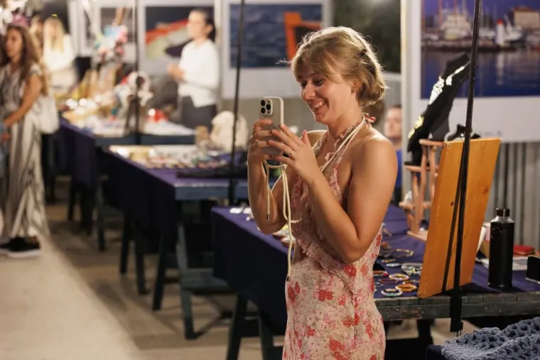 Golupčiće u Zadru te&scaron;ko je bilo ignorirati: Do uha zaljubljeni i zagrljeni nisu pro&scaron;li nezapaženo