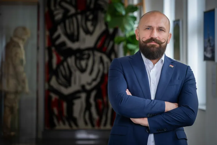 &Scaron;to kažete, kako im stoji? Zavirite u galeriju koju smo posvetili istaknutom simbolu muževnosti