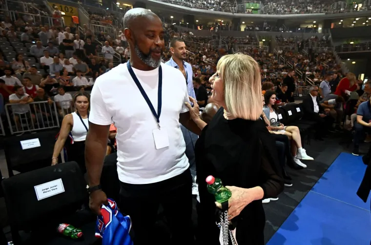 Draženov lik oživio i rasplakao sve: Dvije dame očarale, a Net.hr jedini je razgovarao s Plenkovićem!