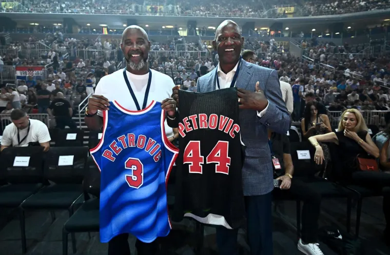 Draženov lik oživio i rasplakao sve: Dvije dame očarale, a Net.hr jedini je razgovarao s Plenkovićem!