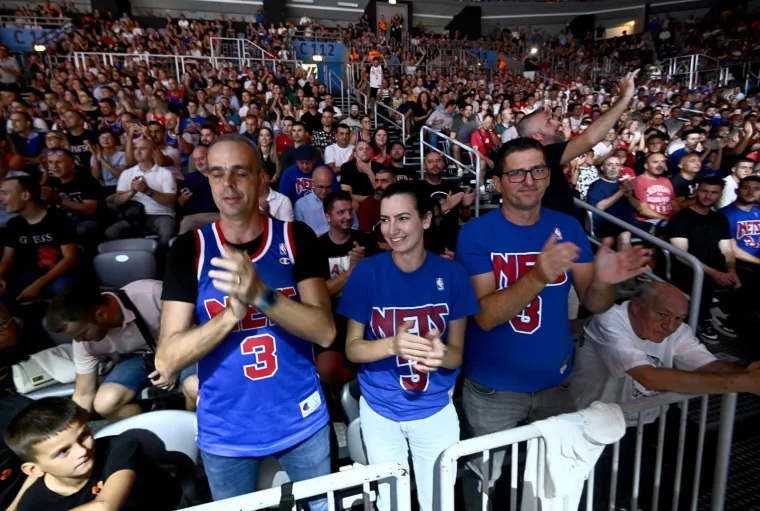 Draženov lik oživio i rasplakao sve: Dvije dame očarale, a Net.hr jedini je razgovarao s Plenkovićem!