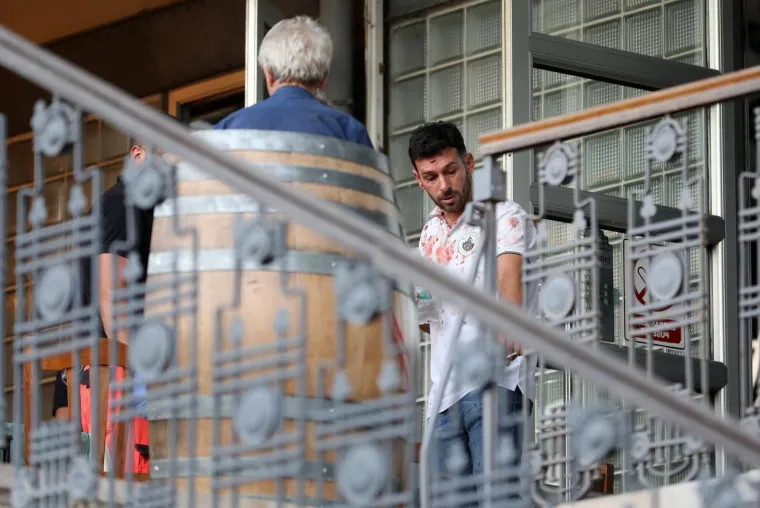 Masovna tučnjava u Istri, ima krvi - potezali se i pištolji za čavle?!