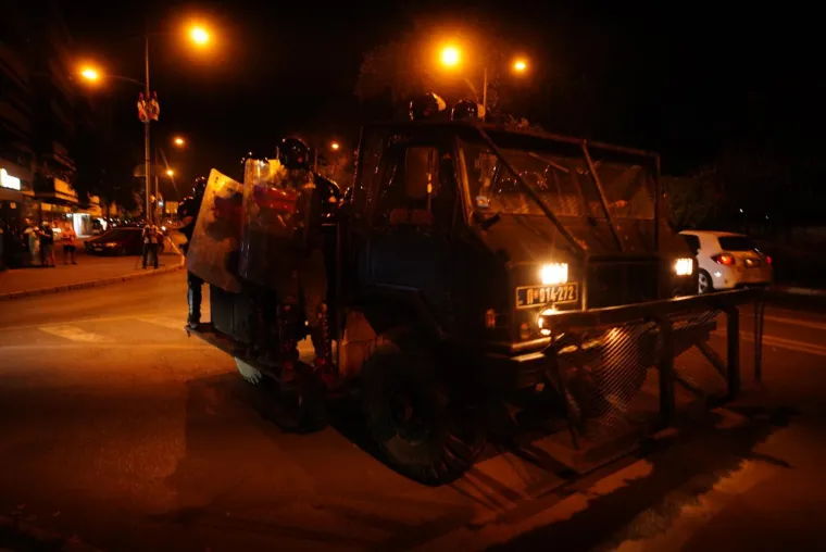 Topovskim udarima i suzavcem na prosvjednike u Novom Sadu! Vučić za sve krivi 'europski olo&scaron;'