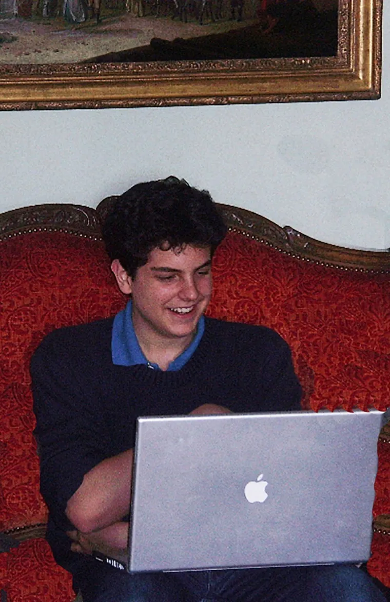 Carlo Acutis danas postaje prvi svetac milenijalac: Crkva mu pripisuje dva čuda, razgovarali smo s njegovom majkom