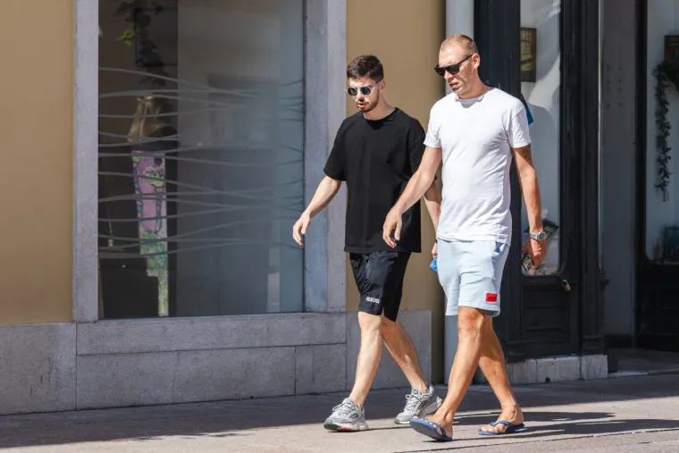 Od minica i &scaron;tiklica do lepr&scaron;avih haljina i tenisica: Nema tko se nije okretao za ovim Riječankama