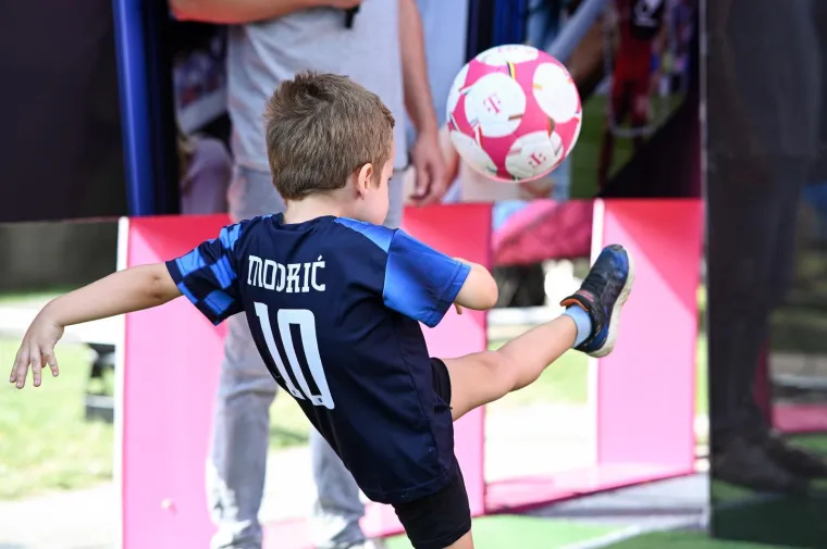 Pojavili se u centru Zagreba i izazvali eurofiju!