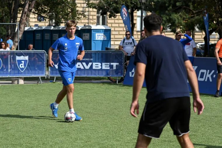Pojavili se u centru Zagreba i izazvali eurofiju!