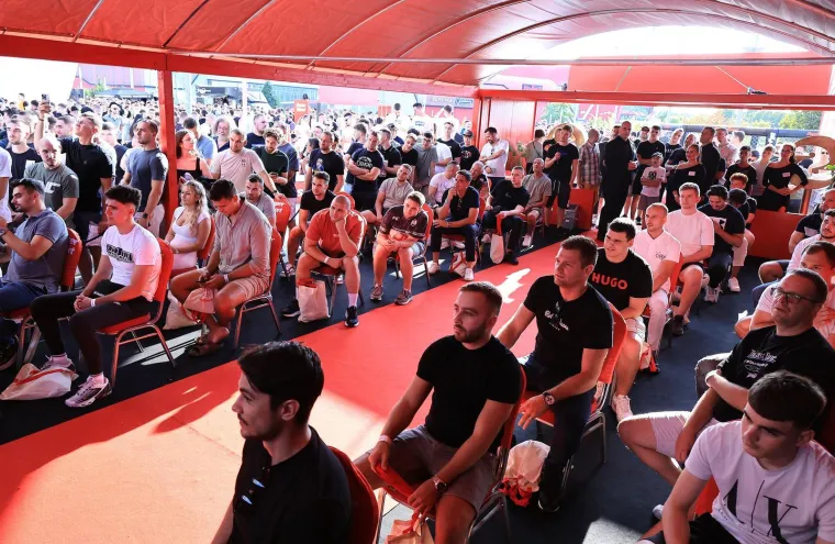 Kaos ispred Arene Zagreb! Stipe Miočić izazvao delirij, nikad ovako ne&scaron;to nismo vidjeli