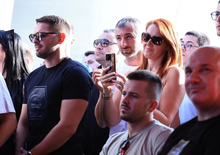 Kaos ispred Arene Zagreb! Stipe Miočić izazvao delirij, nikad ovako ne&scaron;to nismo vidjeli