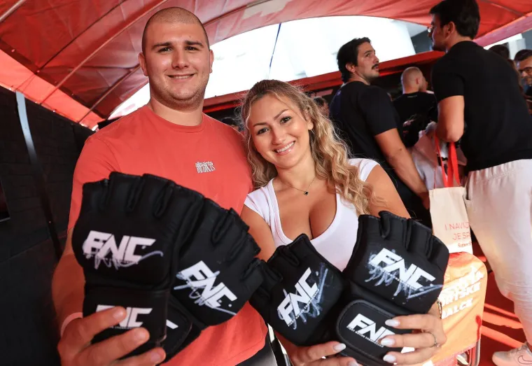 Kaos ispred Arene Zagreb! Stipe Miočić izazvao delirij, nikad ovako ne&scaron;to nismo vidjeli