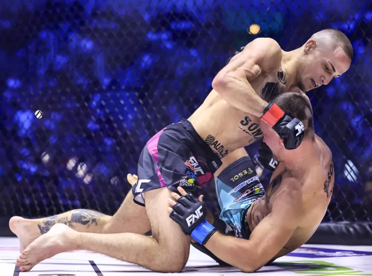 Krv, znoj i atraktivne djevojke: Ovako izgleda spektakl koji smo svi čekali