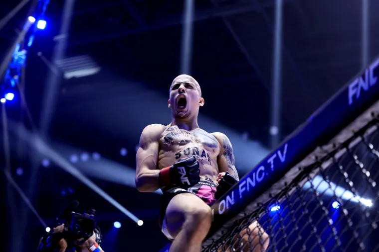 Krv, znoj i atraktivne djevojke: Ovako izgleda spektakl koji smo svi čekali