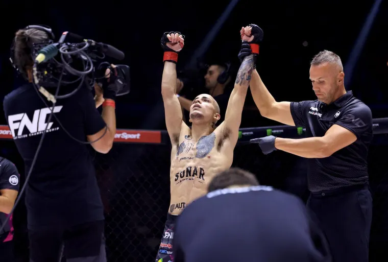 Krv, znoj i atraktivne djevojke: Ovako izgleda spektakl koji smo svi čekali