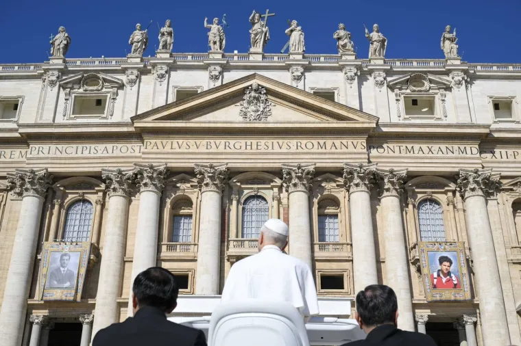 Carlo Acutis danas postaje prvi svetac milenijalac: Crkva mu pripisuje dva čuda, razgovarali smo s njegovom majkom