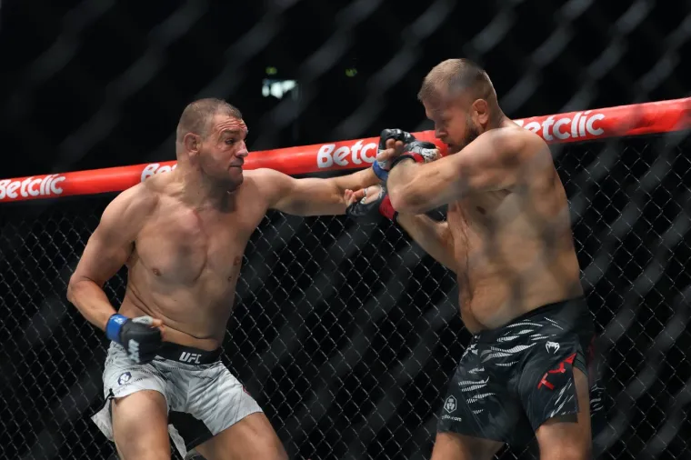 Svi pričaju o Deliji: 'UFC treba razarača poput njega!' Ovako je pregazio Tyburu za 2 minute