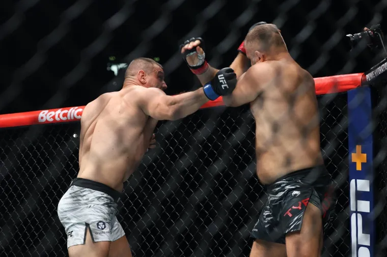 Svi pričaju o Deliji: 'UFC treba razarača poput njega!' Ovako je pregazio Tyburu za 2 minute