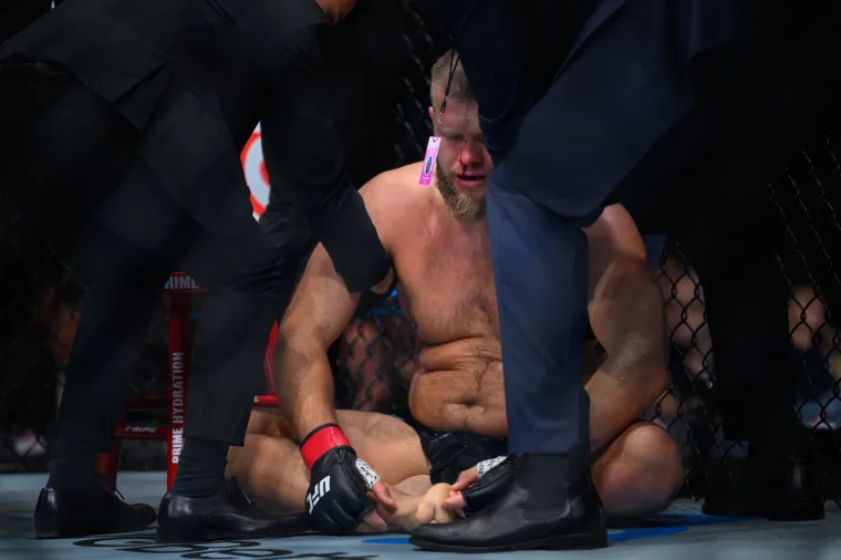 Svi pričaju o Deliji: 'UFC treba razarača poput njega!' Ovako je pregazio Tyburu za 2 minute