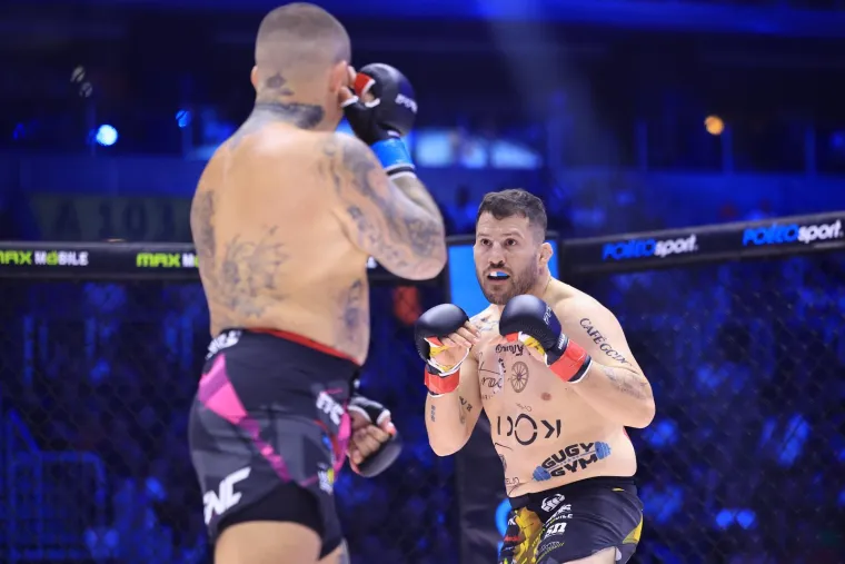 Uzbuđenje i drama! Poznati i slavni na spektakularnom FNC 24 eventu