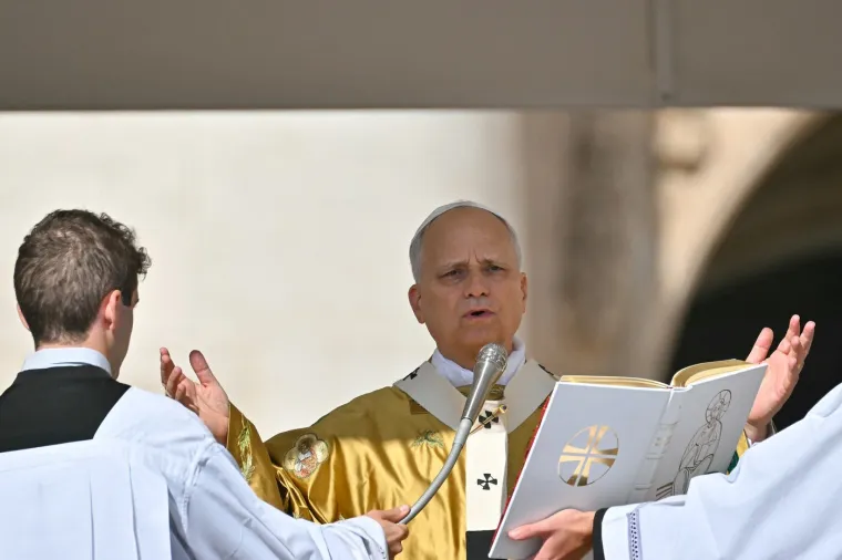 Milenijska generacija dobila prvog sveca: Pogledajte kako je izgledala kanonizacija Carla Acutisa, ali i svetog Piera