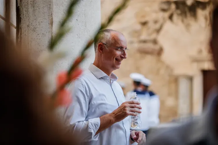 I oni su nekad sjedili u &scaron;kolskim klupama: Možete li u na&scaron;oj galeriji prepoznati političare dok su bili djeca?