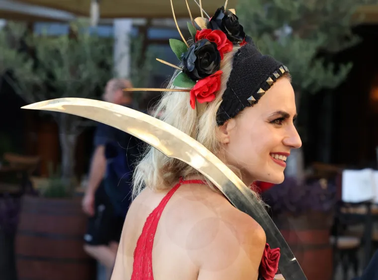 Opasne Šibenčanke zapalile rivu: Ratnice s mačetama očarale publiku