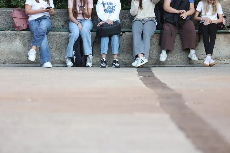 Posljednje poziranje za mame i spremni su: Pogledajte kako diljem zemlje izgleda prvi dan &scaron;kole