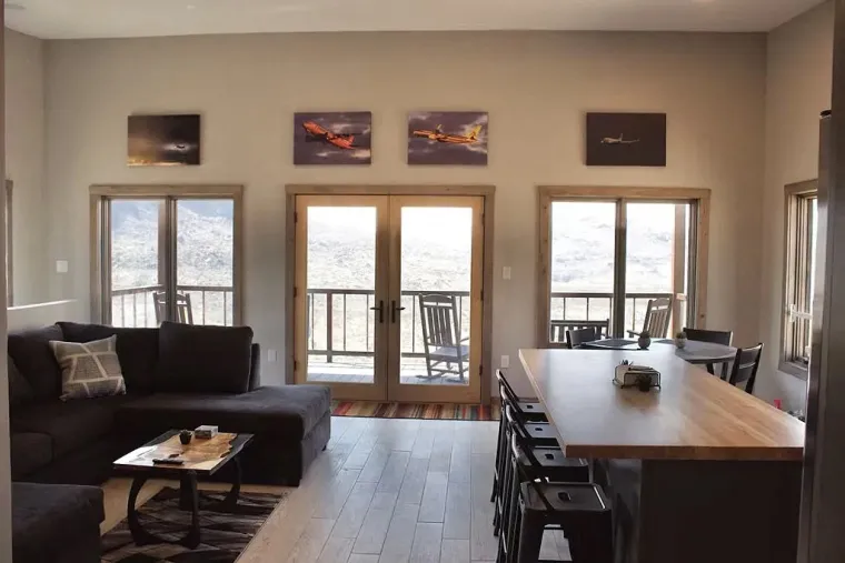 Vjerujemo da je ovo dom iz snova svakom pilotu: Boeing u sobi, čaroban luksuz, a cijena paprena