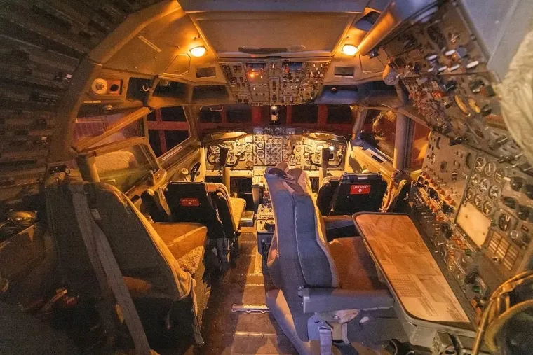 Vjerujemo da je ovo dom iz snova svakom pilotu: Boeing u sobi, čaroban luksuz, a cijena paprena