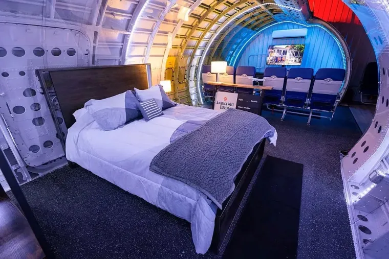 Vjerujemo da je ovo dom iz snova svakom pilotu: Boeing u sobi, čaroban luksuz, a cijena paprena