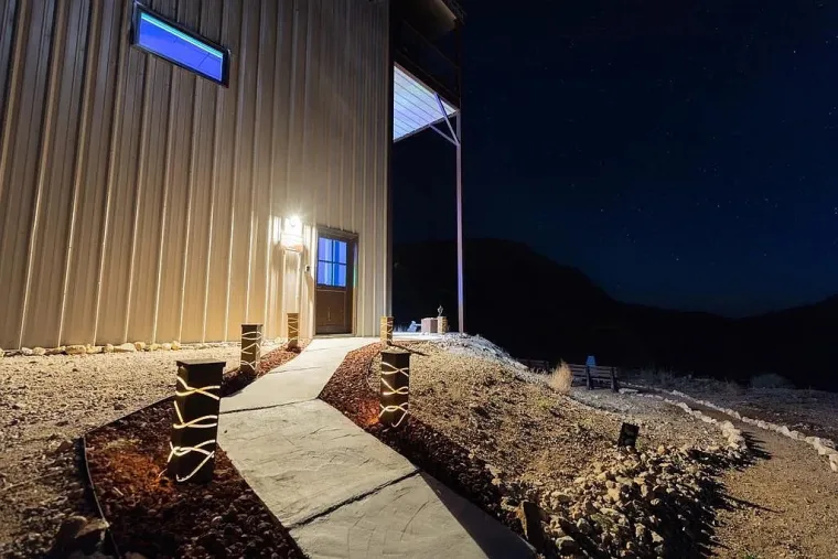 Vjerujemo da je ovo dom iz snova svakom pilotu: Boeing u sobi, čaroban luksuz, a cijena paprena