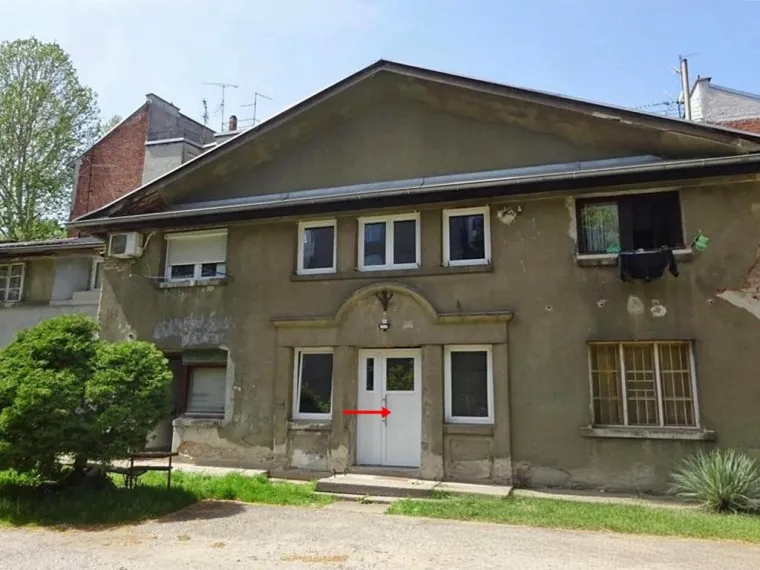 Od derutnih suterena do demoliranih poslovnih prostora: Pogledajte &scaron;to država prodaje za 'bagatelu'