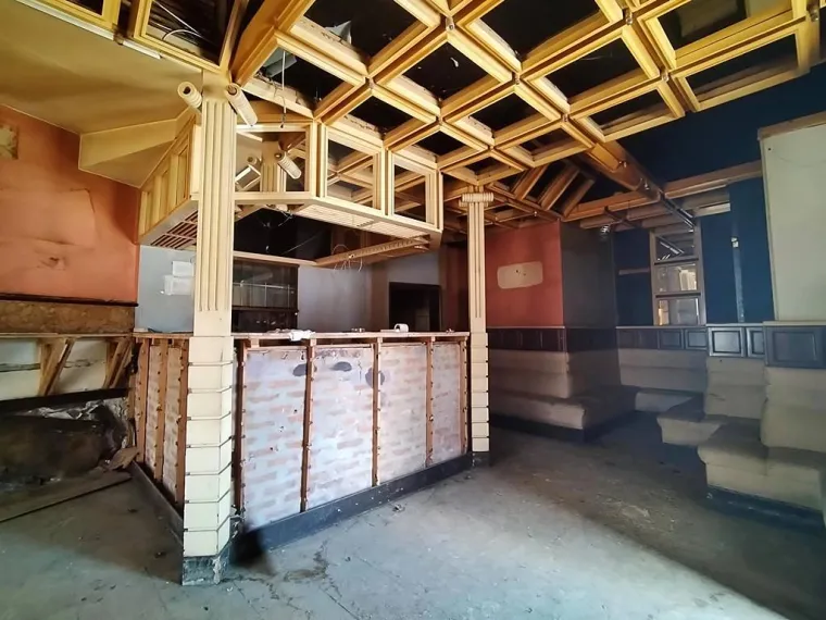 Od derutnih suterena do demoliranih poslovnih prostora: Pogledajte &scaron;to država prodaje za 'bagatelu'