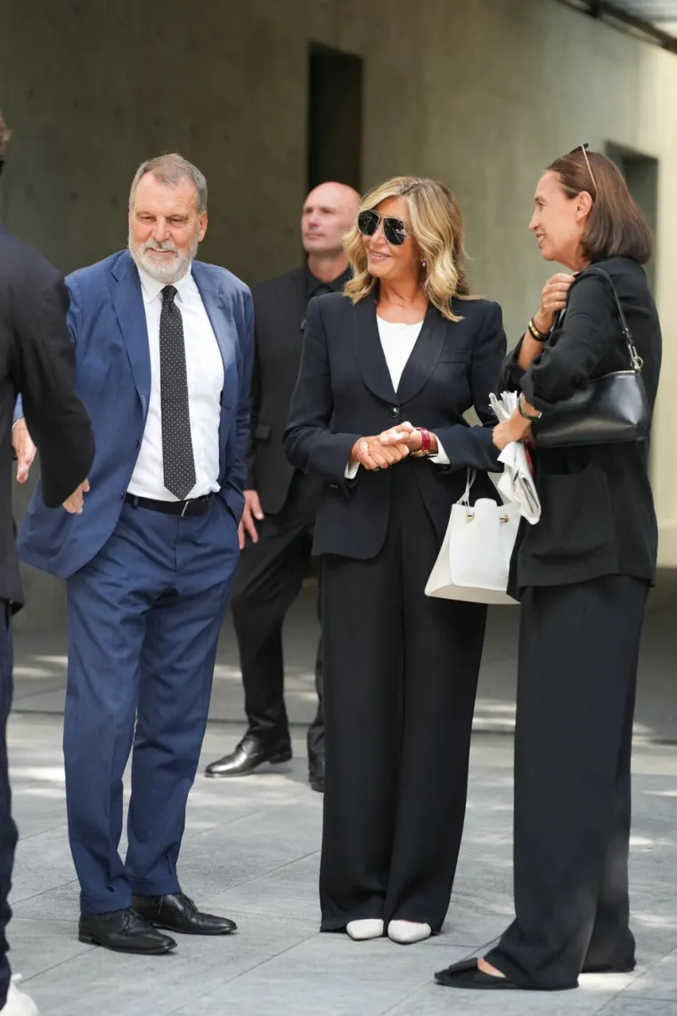 Od glumaca do političara: Pogledajte tko se sve do&scaron;ao oprostiti od Giorgija Armanija