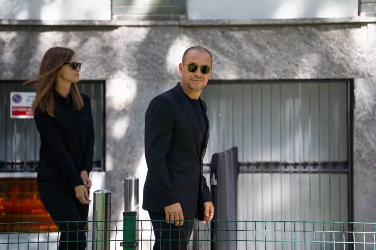 Od glumaca do političara: Pogledajte tko se sve do&scaron;ao oprostiti od Giorgija Armanija