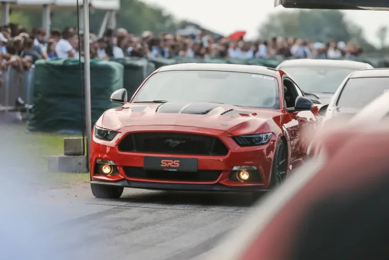 Od pogleda na brutalne spojlere padaju vilice, a jedna dama pažnju je uspjela usmjeriti na sebe