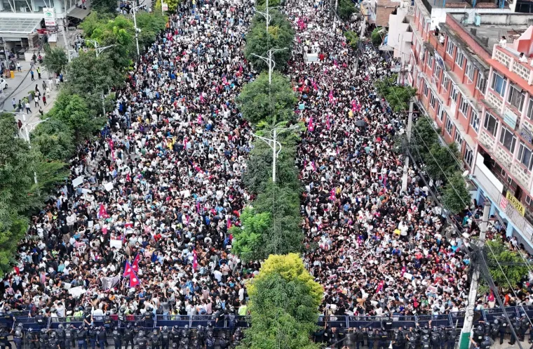 Stravične scene s prosvjeda! Poginulo najmanje 19 ljudi, 50 ozlijeđenih: 'Ispalili su metke'