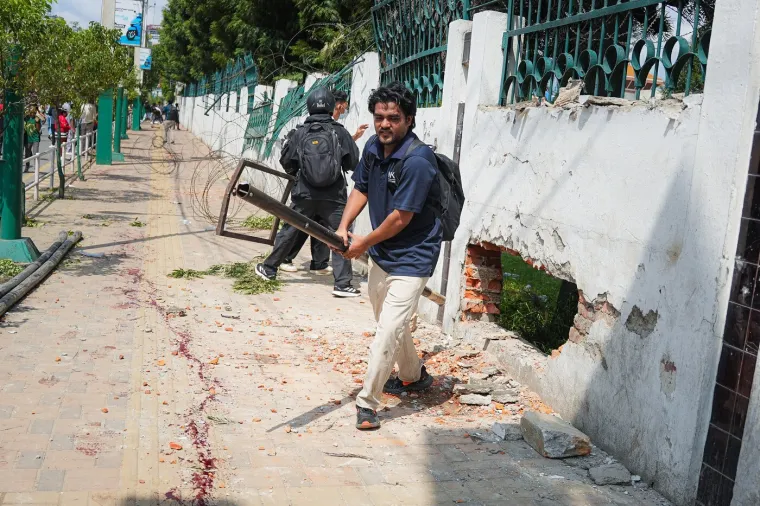 Stravične scene s prosvjeda! Poginulo najmanje 19 ljudi, 50 ozlijeđenih: 'Ispalili su metke'